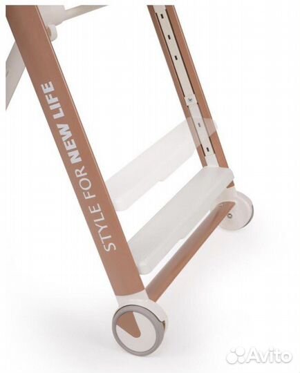 Стульчик для кормления Happy Baby berny Beige