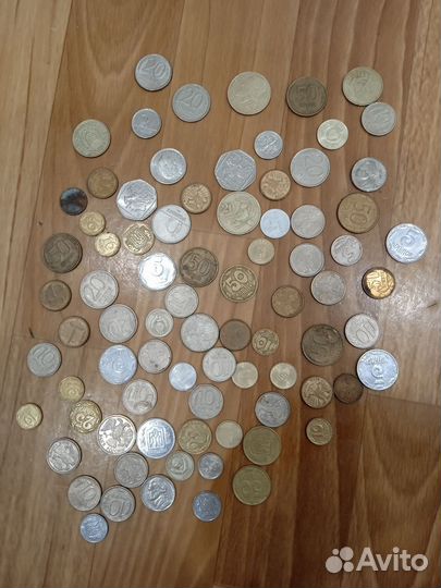 Монеты и купюры