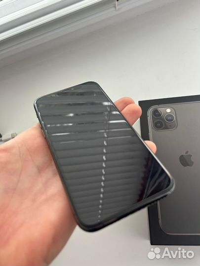 iPhone 11 Pro, 64 ГБ