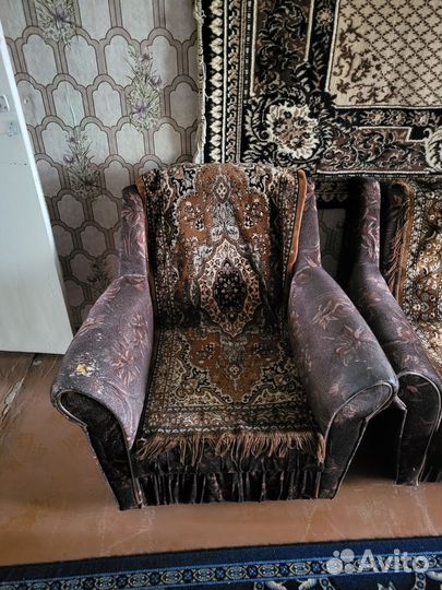 Диван и 2 кресла