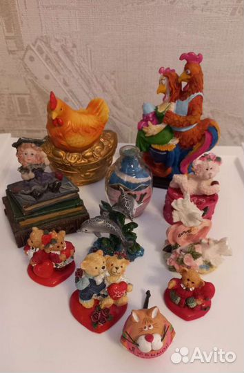 Статуэтки,шкатулки,кружка - сувениры