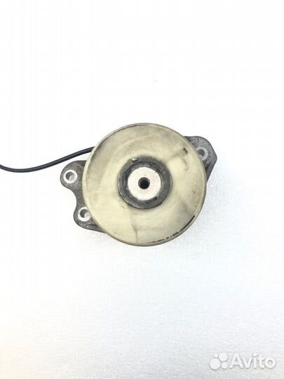 Опора двигателя передняя правая Mercedes-Benz Glc