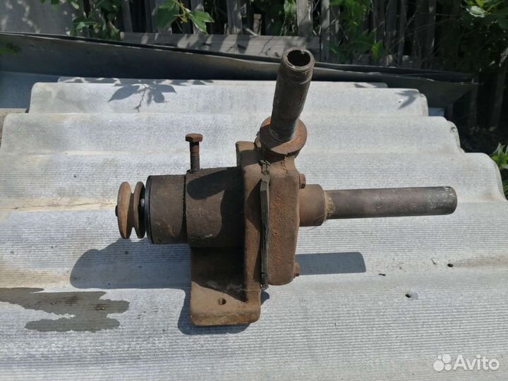 Водяной насос,помпа