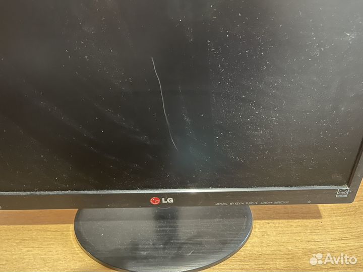 Монитор lg