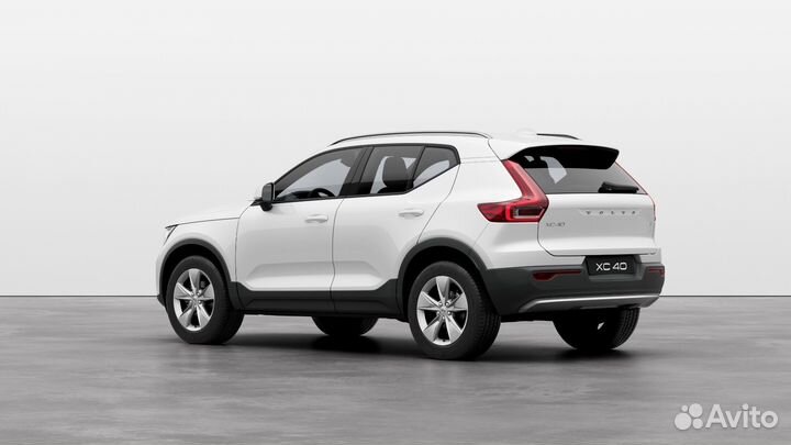 Volvo XC40 2.0 AMT, 2024