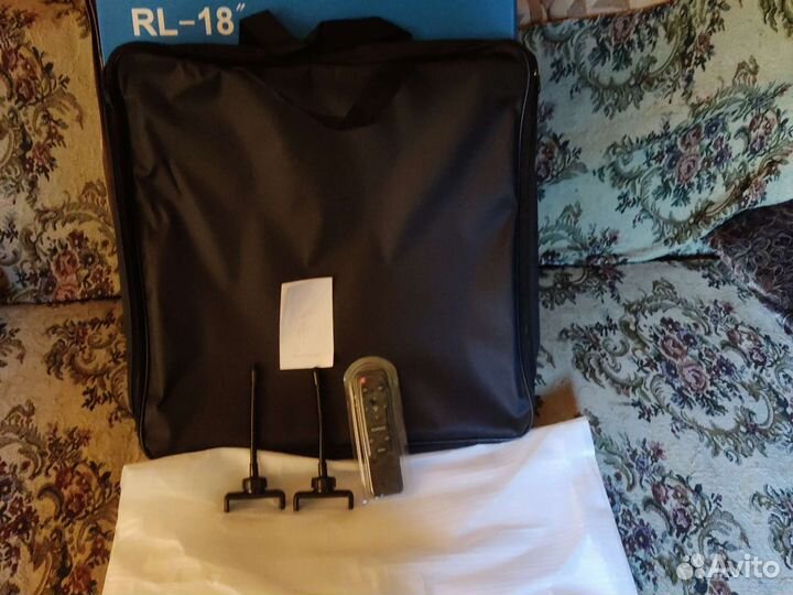 Кольцевая светодиодная лампа RL-18