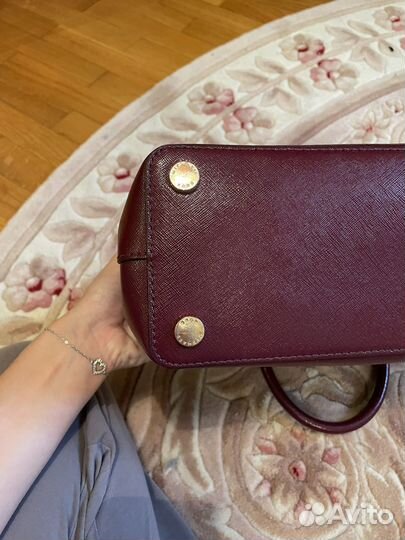 Сумка Michael Kors модель Savannah