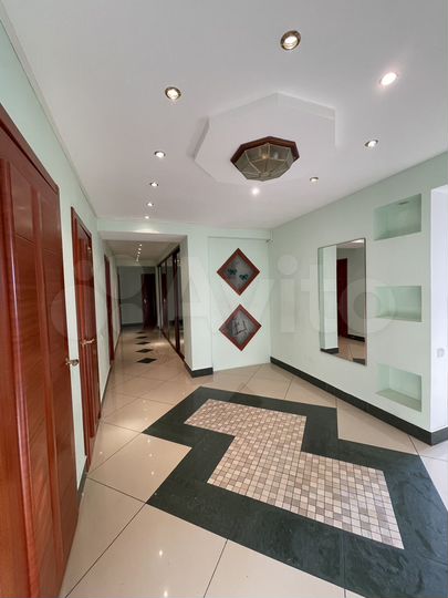 4-к. квартира, 148,7 м², 5/5 эт.