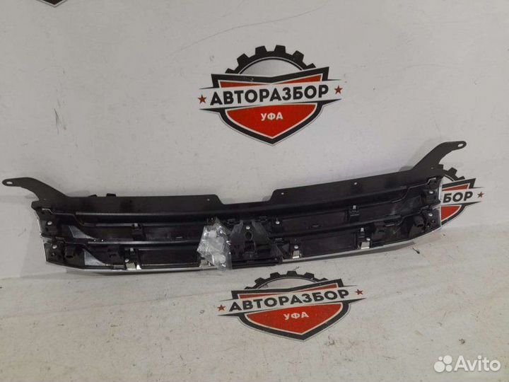 Решетка радиатора Mitsubishi Outlander 3