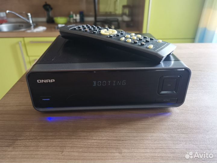 Медиаплеер qnap NMP-1000