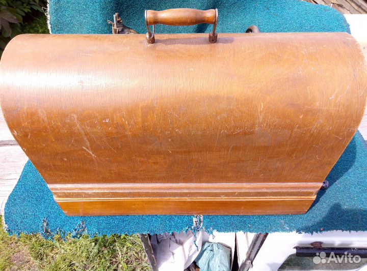 Швейная машина