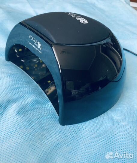 Лампа для сушки ногтей