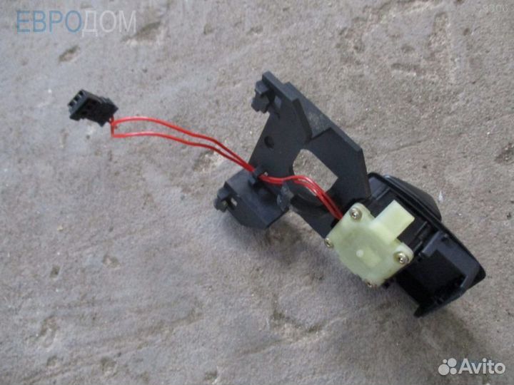 Переключатель рулевой колонки BMW E60 s1050381