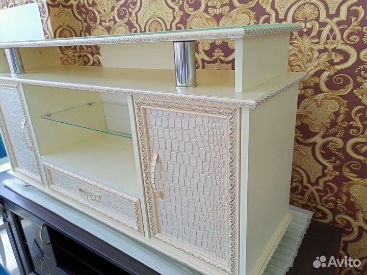 Тумба под тv