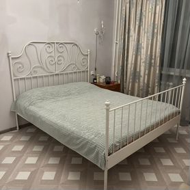 Кровать двухспальная лейрвик IKEA 160/200