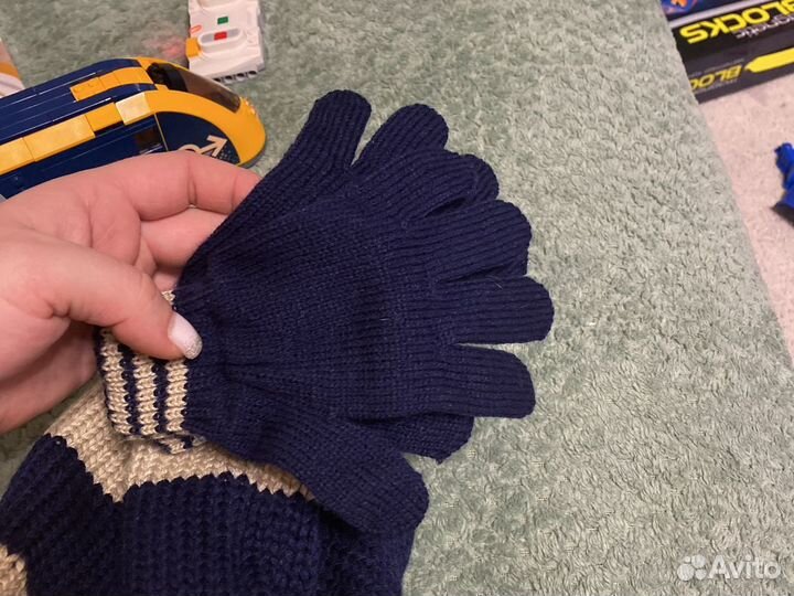 Шапка и перчатки