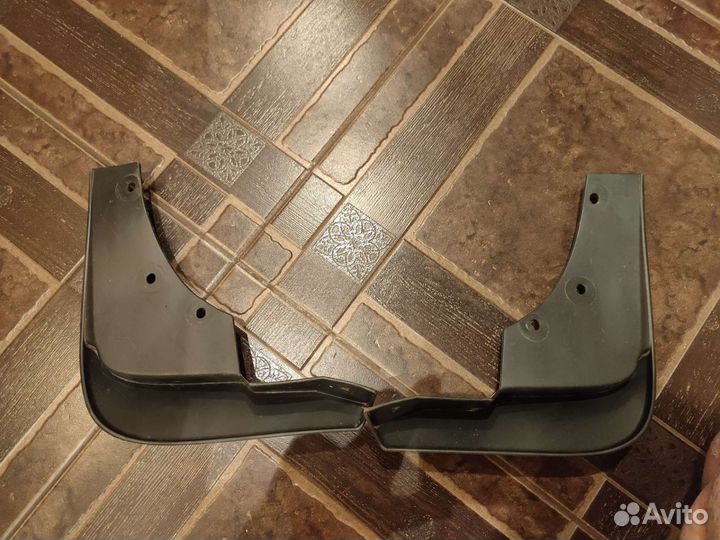 Брызговики передние Рено дастер