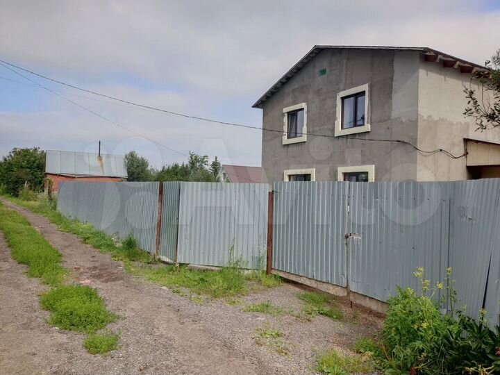 Дом 98 м² на участке 5 сот.