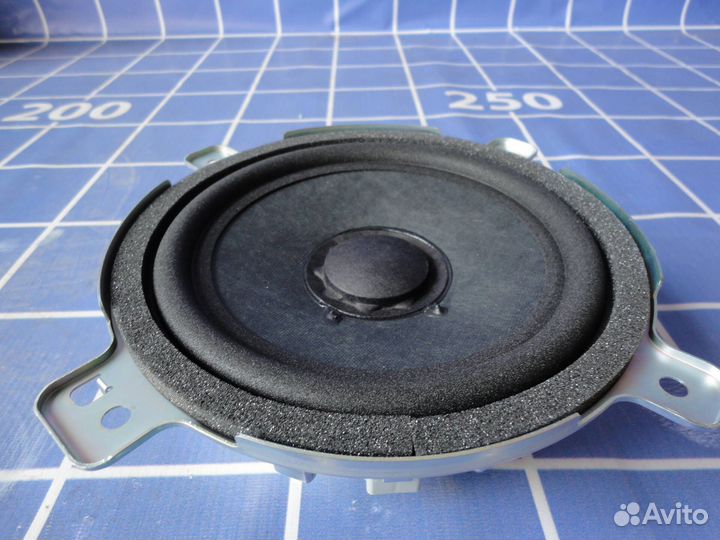 Сабвуфер Honda Accord 8