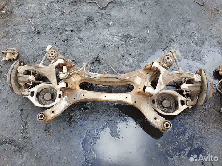 Задний подрамник балка в сборе Nissan Teana J32 32