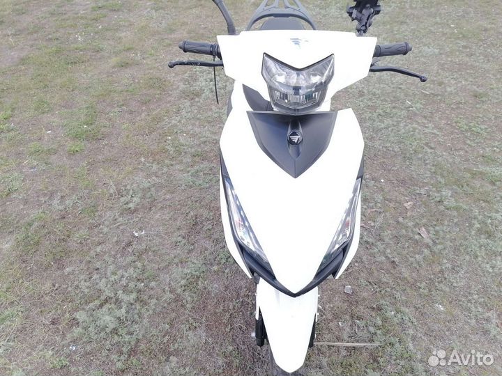 Скутер VMC BY49QT-2A