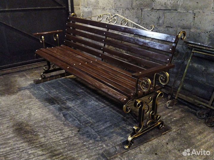 Скамейка садовая