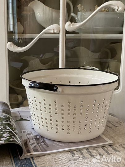 Эмалированная посуда старинная