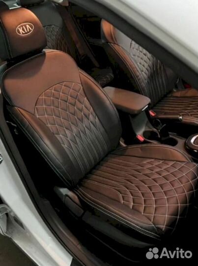 Автомобильные чехлы Митсубиси Паджеро 4 2007г