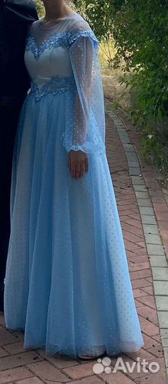 Продам платье,одевалось один раз на выпускной, в и