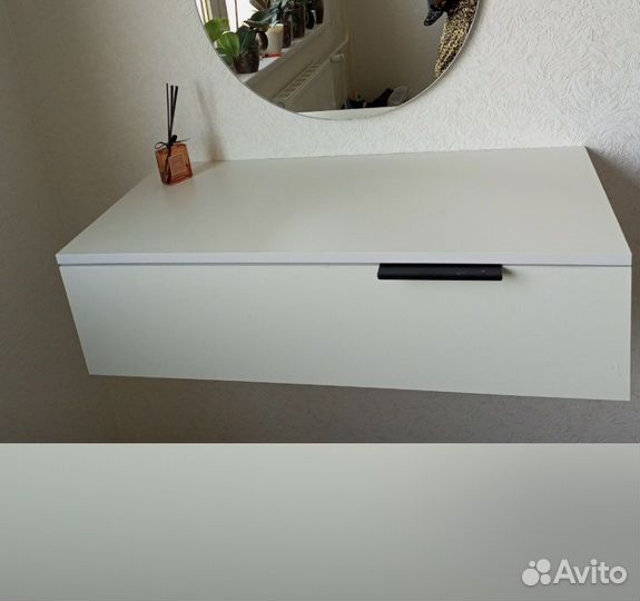 Консоль, прикроватная тумба