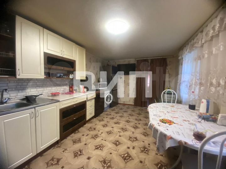 Дом 98 м² на участке 5 сот.