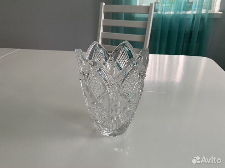 Хрустальная ваза