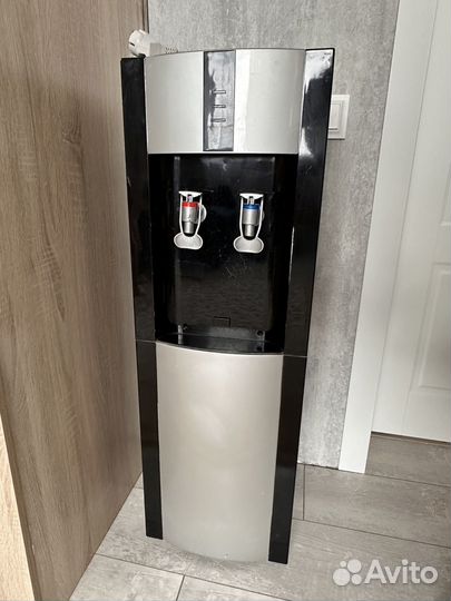 Кулер для воды