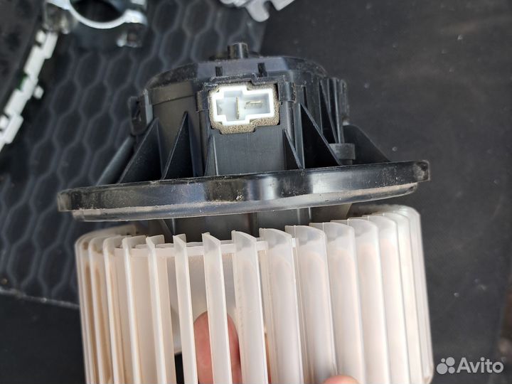 Моторчик отопителя LADA granta 2 FL