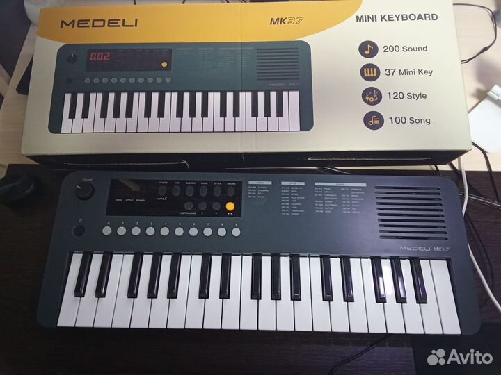 Синтезатор Medeli mk37