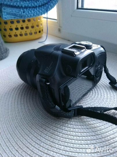 Продам фотоаппарат soni