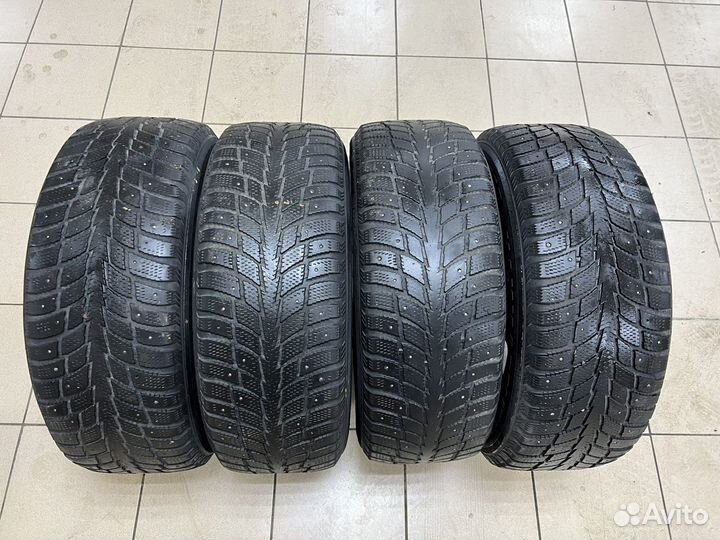 R16 Nokian Tyres Hakkapeliitta 2 235/60, PCD 5x114.3 DIA 60.1