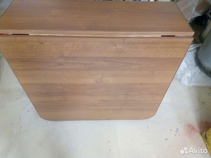 Кухонный стол тумба