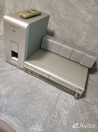 Домашний кинотеатр / Видеомагнитофон