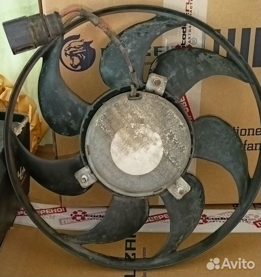 Вентилятор кондиционера Volkswagen passat b6