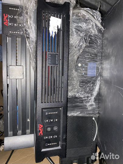 Ибп Smart UPS 2200