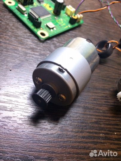 Шаговые двигатели