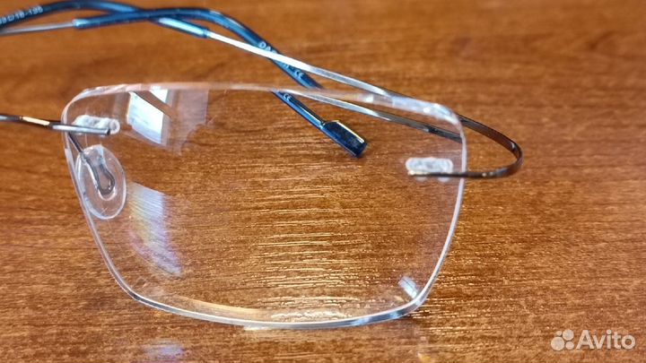 Очки -5.5 на оба глаза, центр 65