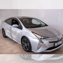 Toyota Prius 1.8 CVT, 2018, 125 032 км, с пробегом, цена 2 200 000 руб.