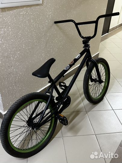 Трюковой велосипед bmx