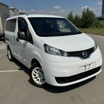 Nissan NV200 1.6 AT, 2017, битый, 118 000 км, с пробегом, цена 1 105 000 руб.