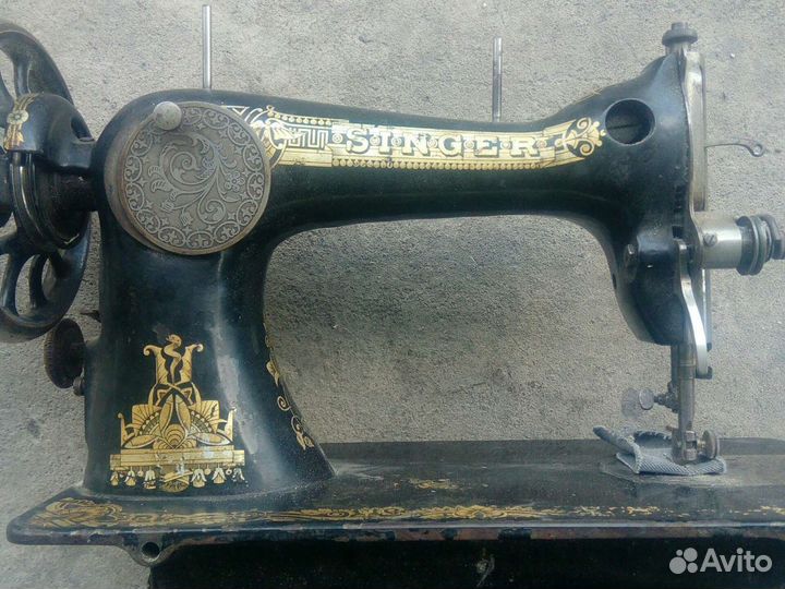 Швейная машина зингер Singer