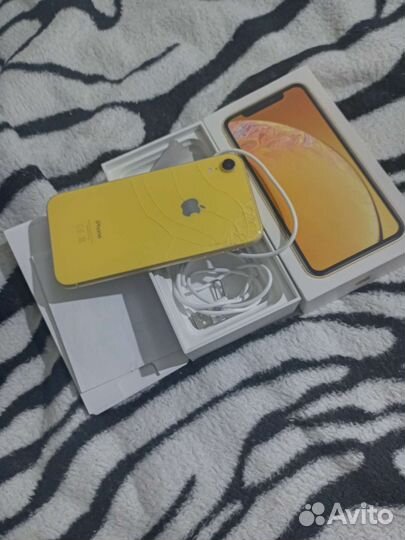 iPhone Xr, 128 ГБ