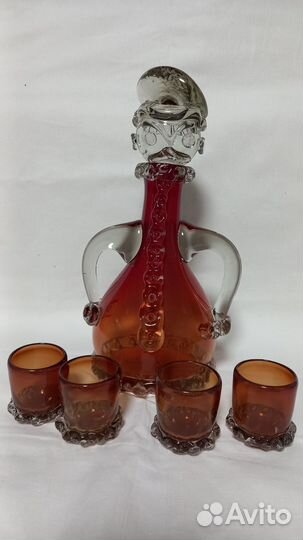 Стрыйский штоф карась/казак, рюмки, вазочка