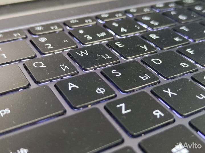 Honor MagicBook 14 Ryzen 5 3500 / Vega 8 / RAM 16